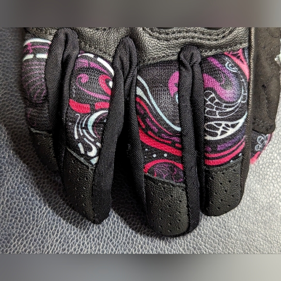 Joe Rocket Cyntec Eye Candy Gloves - Picture 5 of 7